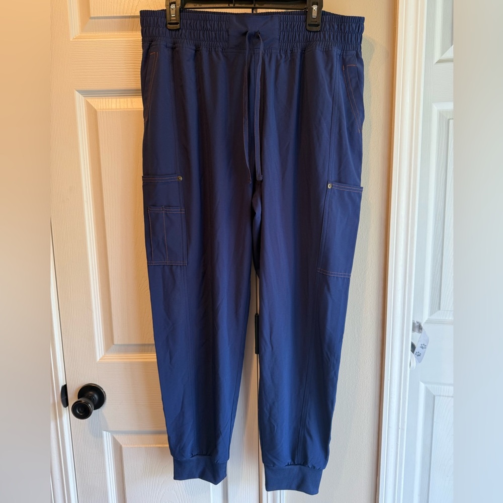 Women’s Dickies navy scrub joggers